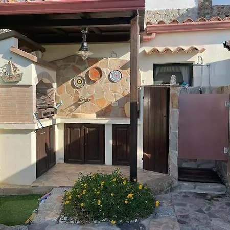 Vila Mowgli House - Sardinia Sea View Geremèas