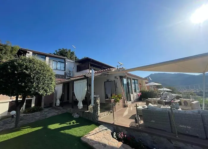 别墅 Mowgli House - Sardinia Sea View 杰若米斯